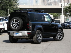 2023Ŀ 110 3.0T P400 ؄e Һ45