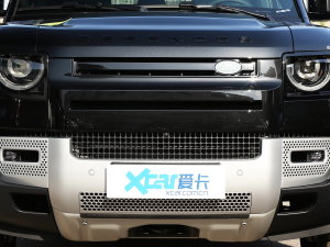 2023Ŀ 110 3.0T P400 ؄e оW