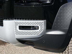 2023Ŀ 110 3.0T P400 ؄e ǰF