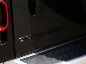 2023Ŀ 110 3.0T P400 ؄e (x)(ji)^