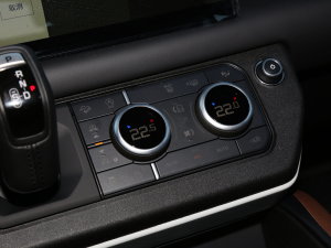 2023Ŀ 110 3.0T P400 ؄e {(dio){(dio)(ji)