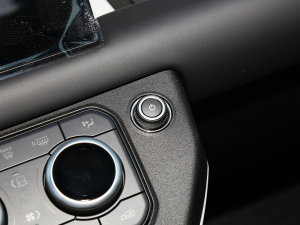 2023Ŀ 110 3.0T P400 ؄e {(dio)(ji)