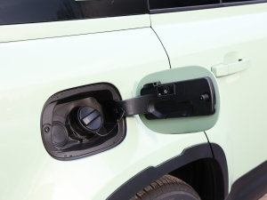 2023110 3.0T P400 75 w