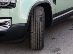 2023110 3.0T P400 75 ^