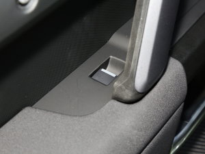 2023110 3.0T P400 75 ܇ƅ^