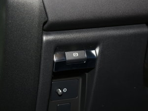 2023110 3.0T P400 75 v܇Ƅ