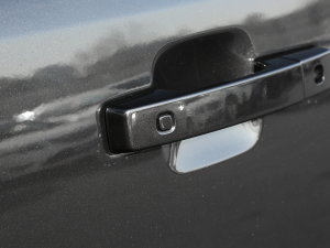 2023130 3.0T P400 X ^