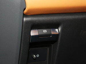 2023130 3.0T P400 X v܇(ch)Ƅ(dng)