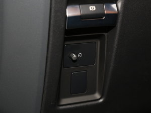 2023130 3.0T P400 X п؅^