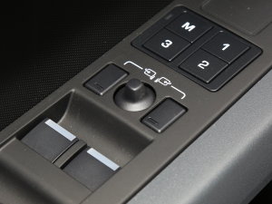 2023130 3.0T P400 X п؅^