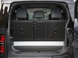 2023Ŀ 90 3.0T P400 XS g