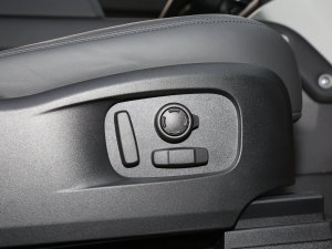 2023Ŀ 90 3.0T P400 XS g