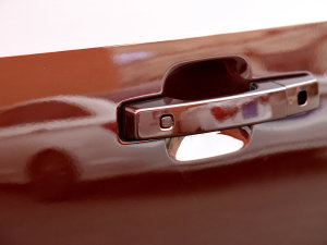 2023130 3.0T P400 HSE ^