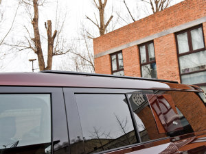 2023130 3.0T P400 HSE ^