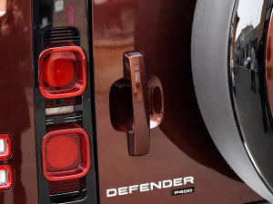 2023130 3.0T P400 HSE ^