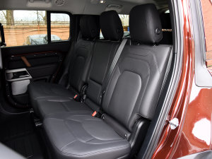 2023130 3.0T P400 HSE 