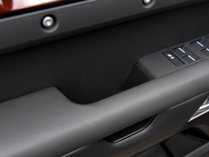 2023130 3.0T P400 HSE g