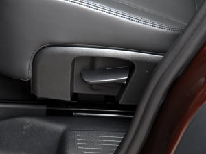 2023130 3.0T P400 HSE g