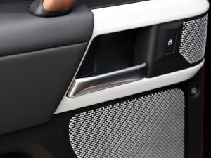 2023130 3.0T P400 HSE п؅^(q)