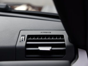 2023130 3.0T P400 HSE п؅^