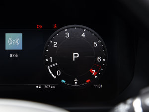 2023130 3.0T P400 HSE п؅^