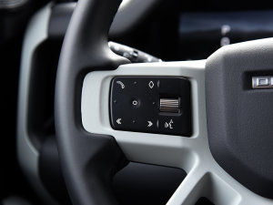 2023130 3.0T P400 HSE п؅^