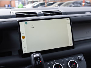 2023130 3.0T P400 HSE п؅^