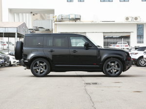 2023Ŀ 110 5.0T V8 ȣң