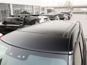 2023Ŀ 110 5.0T V8 ܇