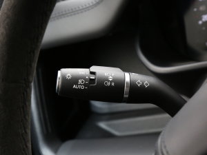 2023Ŀ 110 5.0T V8 п؅^(q)