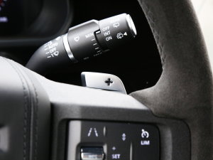 2023Ŀ 110 5.0T V8 п؅^(q)