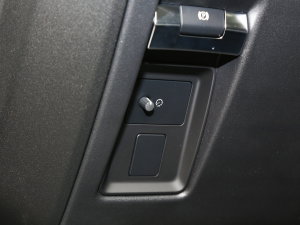 2023Ŀ 110 5.0T V8 п؅^