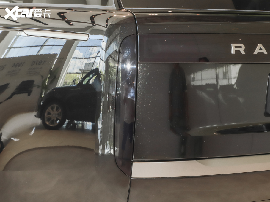 2023 3.0 L6 360PS ʢ