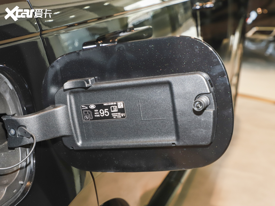 2023 3.0 L6 360PS ʢ