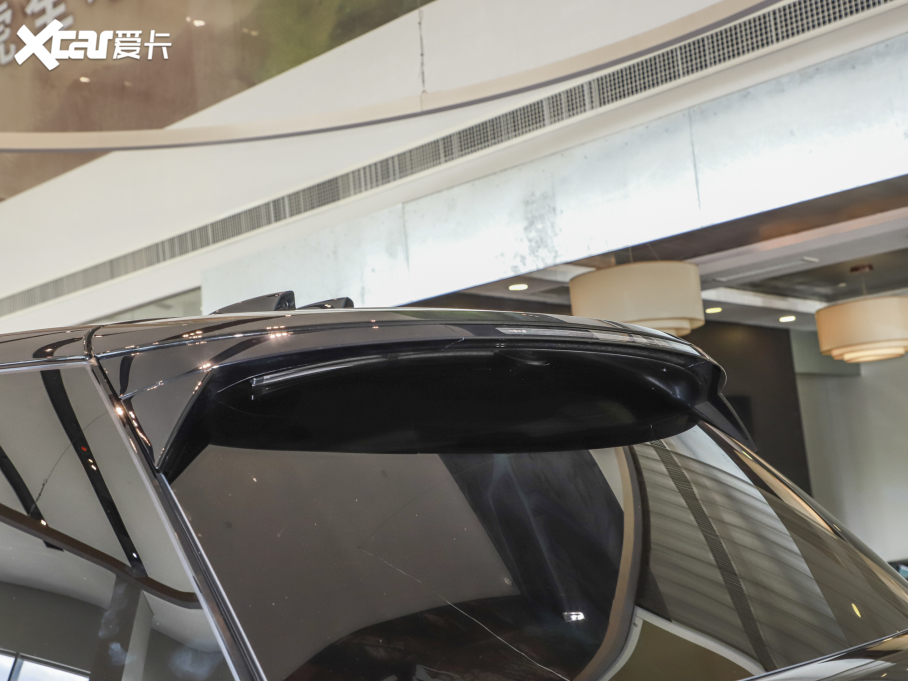 2023 3.0 L6 360PS ʢ