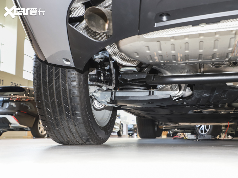 2023 3.0 L6 360PS ʢ