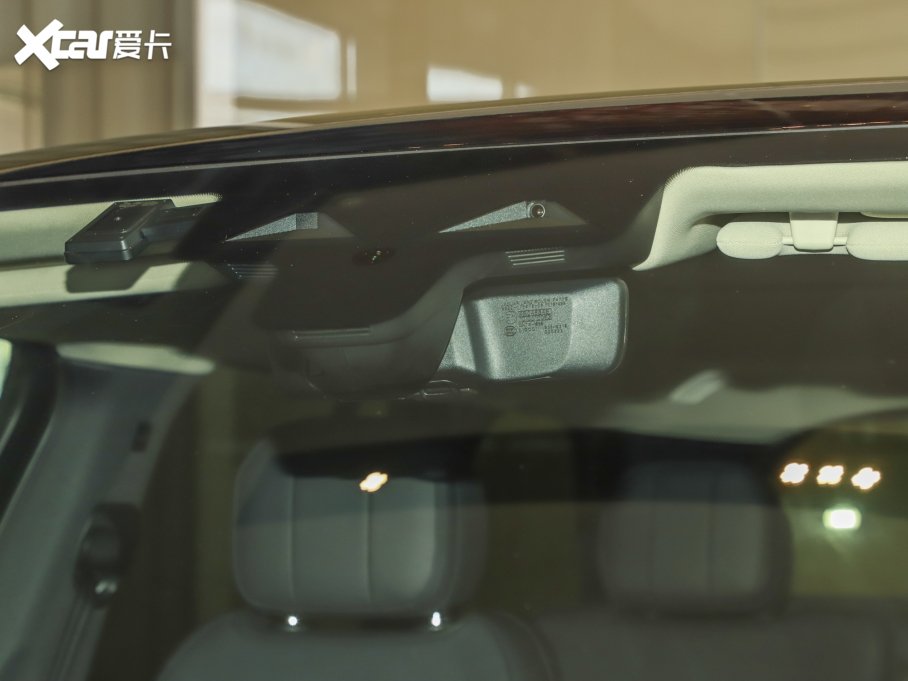 2023 3.0 L6 360PS ʢ