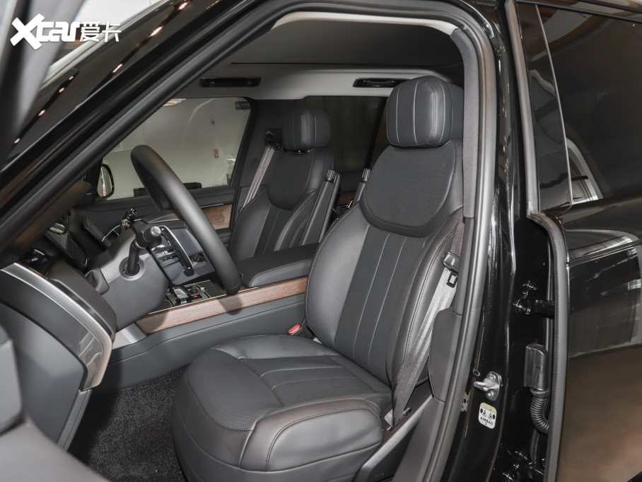 2023 3.0 L6 360PS ʢ