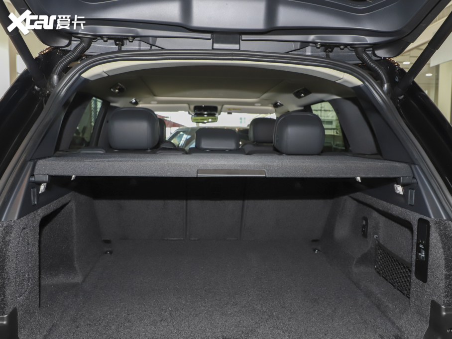 2023 3.0 L6 360PS ʢ