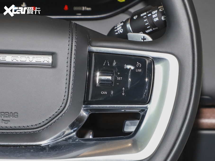 2023 3.0 L6 360PS ʢ