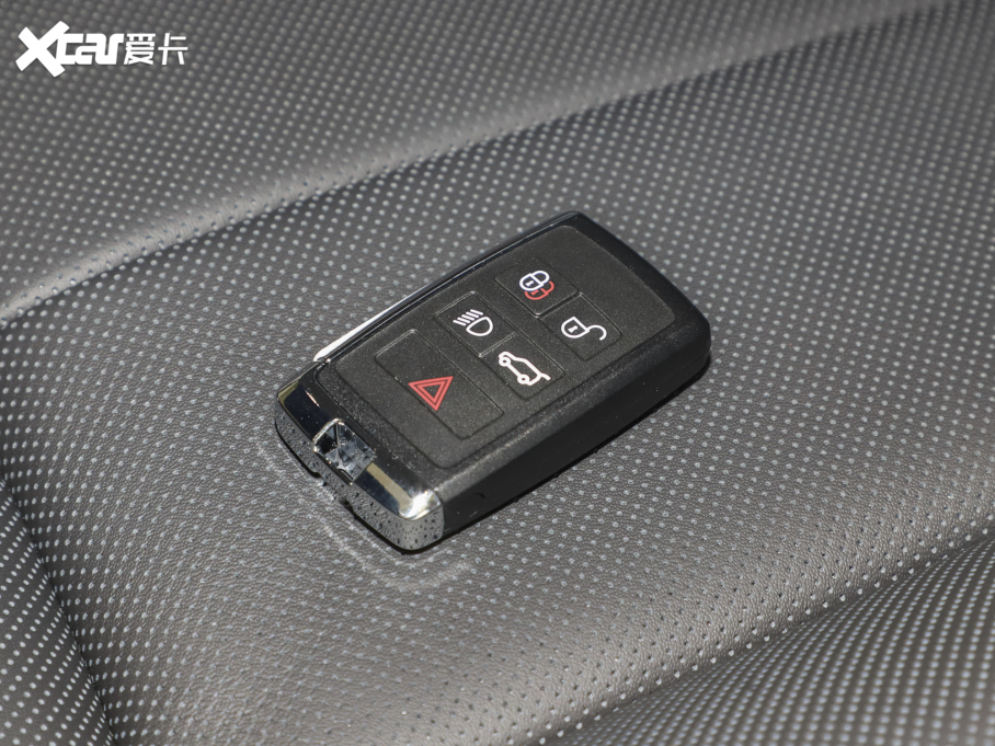 2023 3.0 L6 360PS ʢ