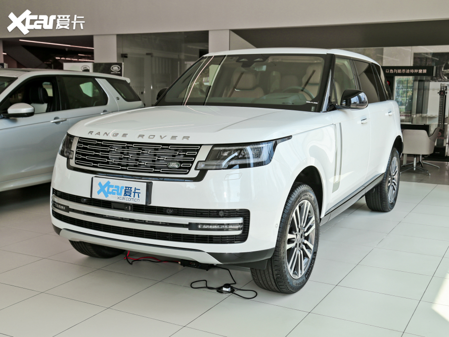 2023 3.0 L6 400PS L