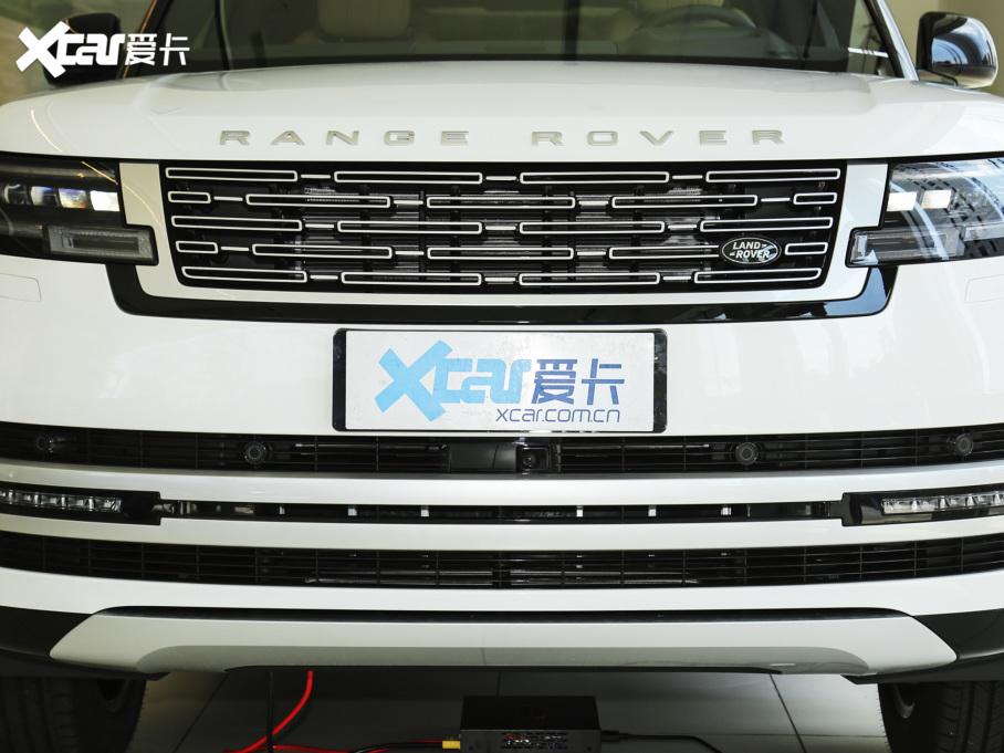 2023 3.0 L6 400PS L