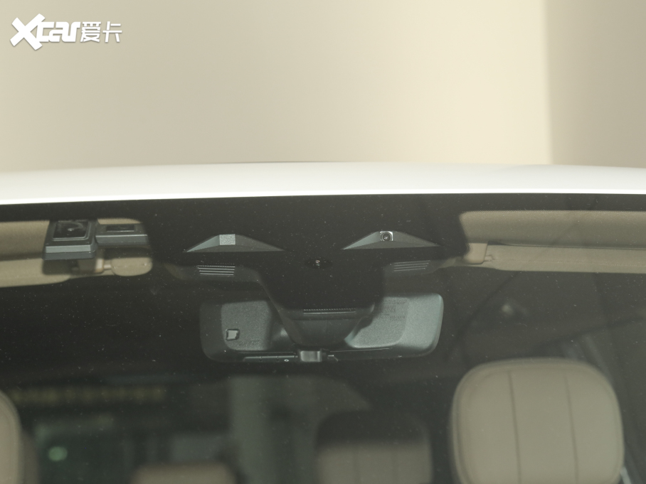 2023 3.0 L6 400PS L