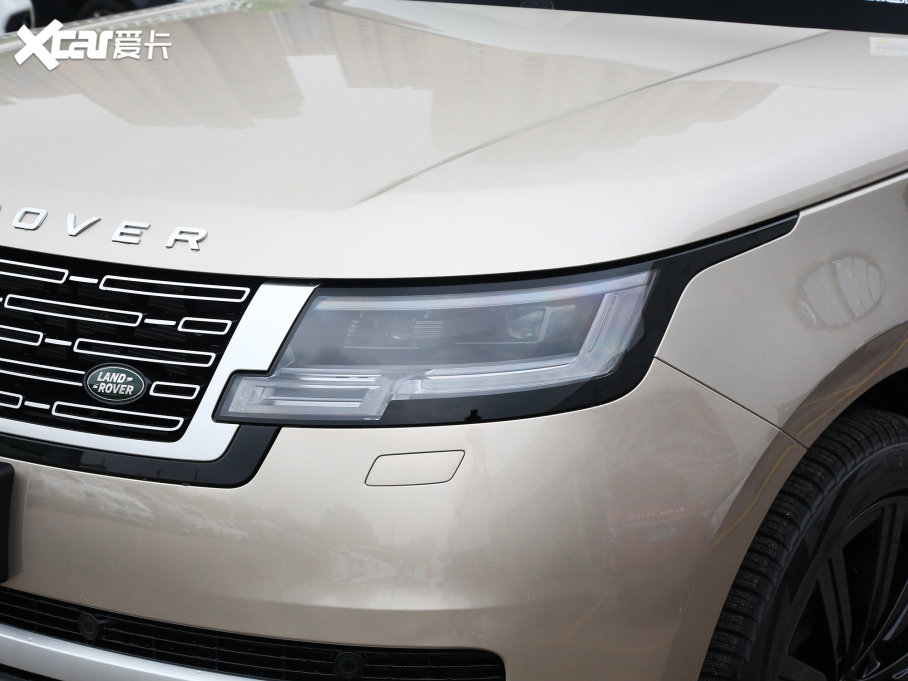 2023 3.0 L6 400PS ䷶L