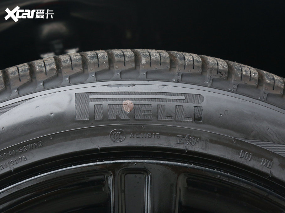 2023 3.0 L6 400PS ䷶L