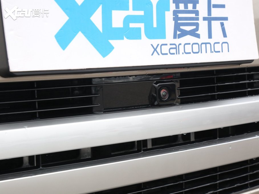 2023 3.0 L6 400PS ䷶L