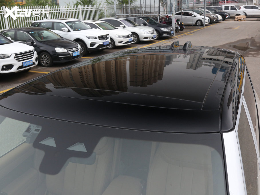 2023 3.0 L6 400PS ䷶L