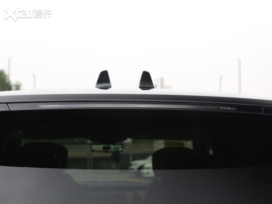 2023 3.0 L6 400PS ䷶L