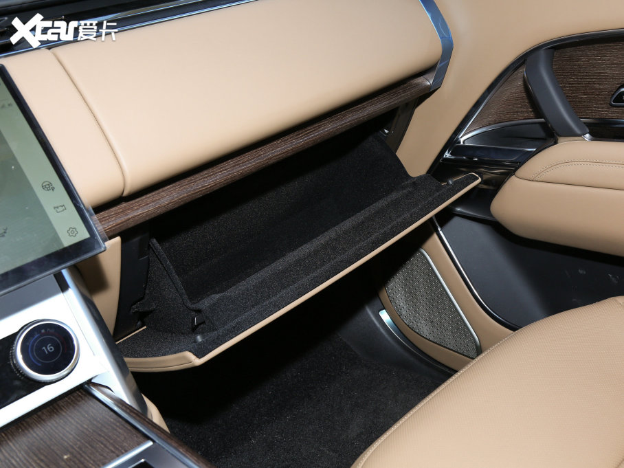 2023 3.0 L6 400PS ䷶L